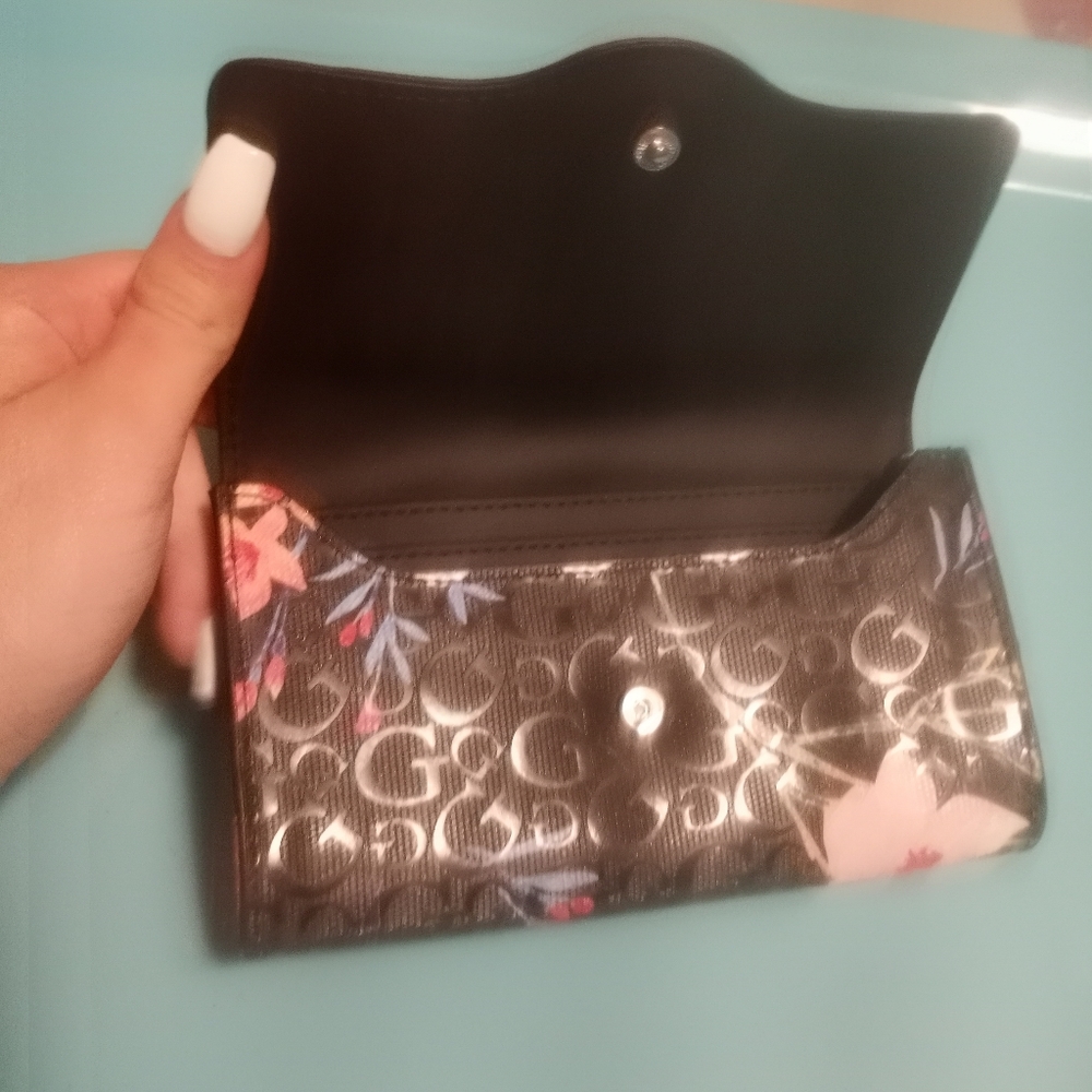 Wallet - Picture 3 of 8